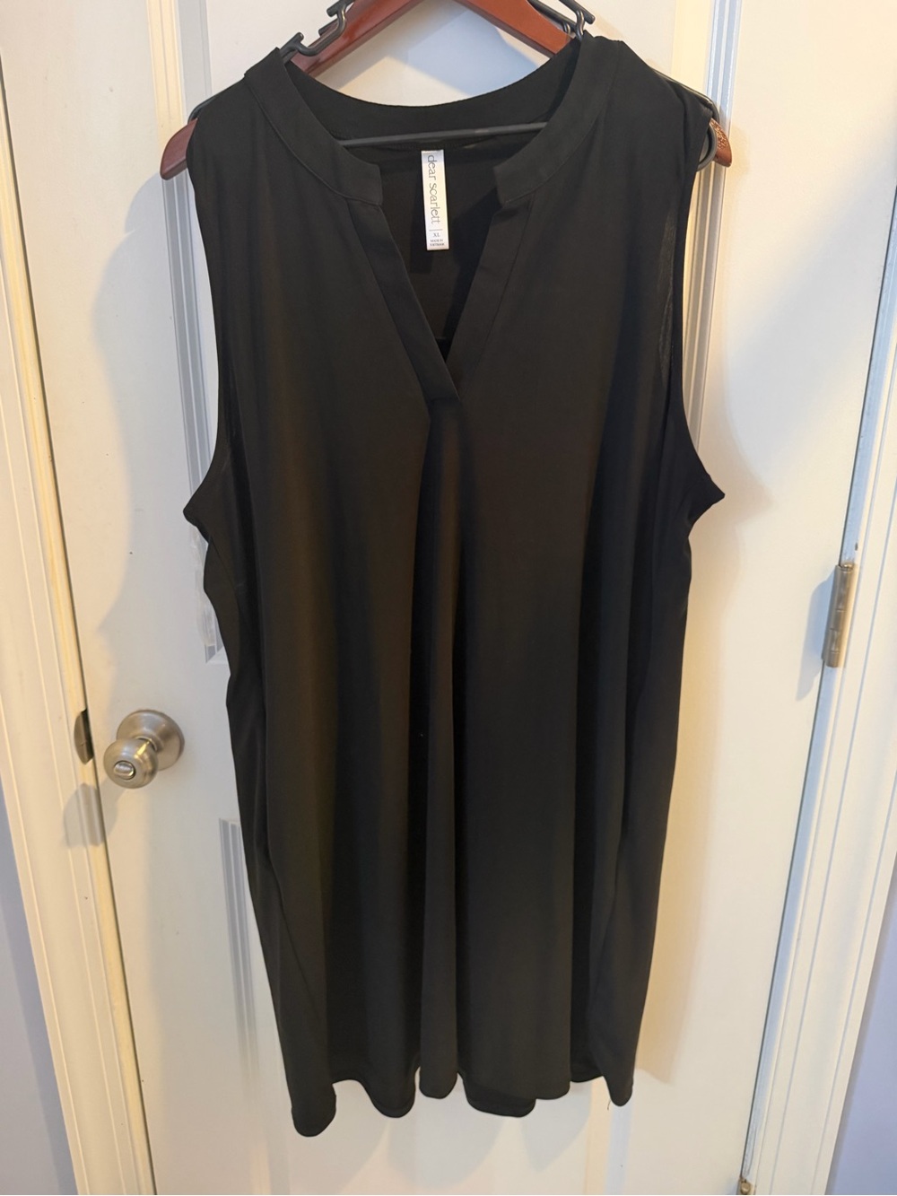 Scarlett Black V-Neck Sleeveless Mini Dress